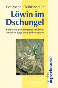 Löwin im Dschungel