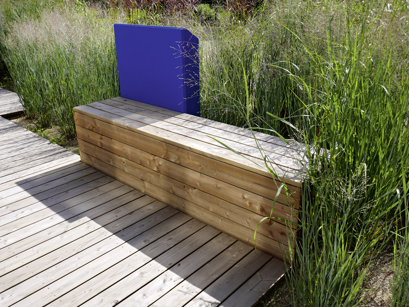 Beispielinhalt (Bild) Junges Gartendesign – Terrassen und Sitzplätze