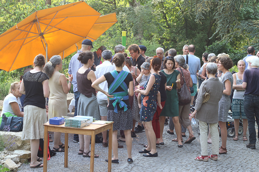 «Fingerhut &#038; Herzgespann» &#8211; Buchvernissage im Botanischen Garten Bern